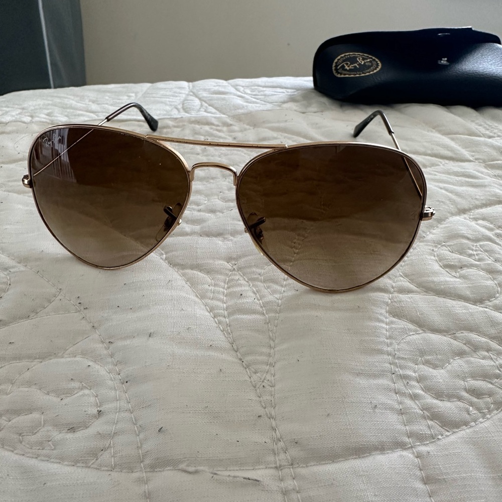 Ray-Ban Gold Aviator Gradient - Picture 3 of 4